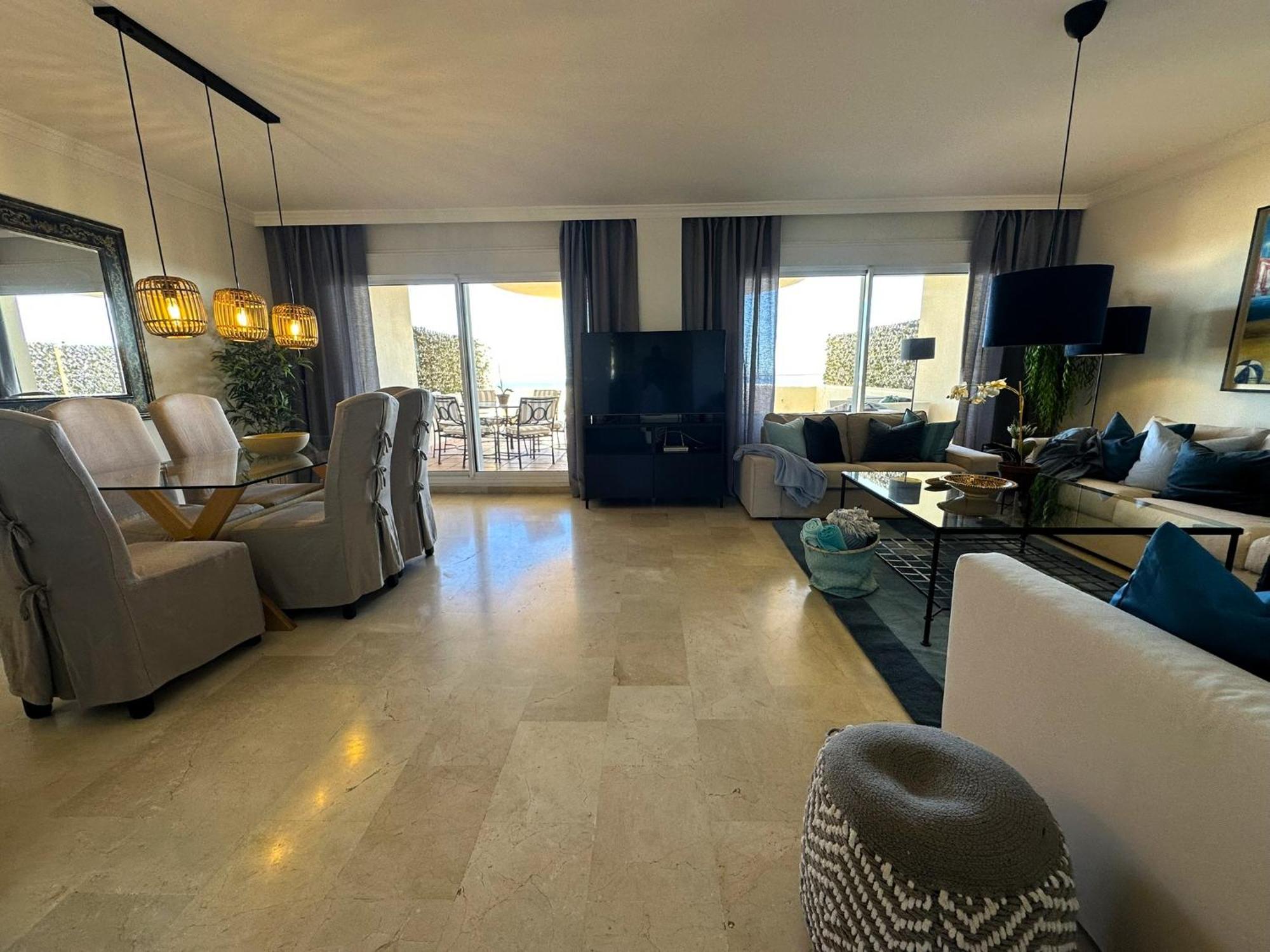 Apartments Bermuda Beach Estepona Bagian luar foto