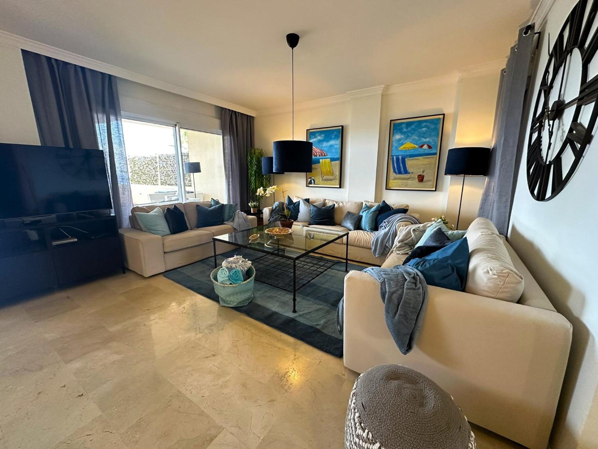 Apartments Bermuda Beach Estepona Bagian luar foto
