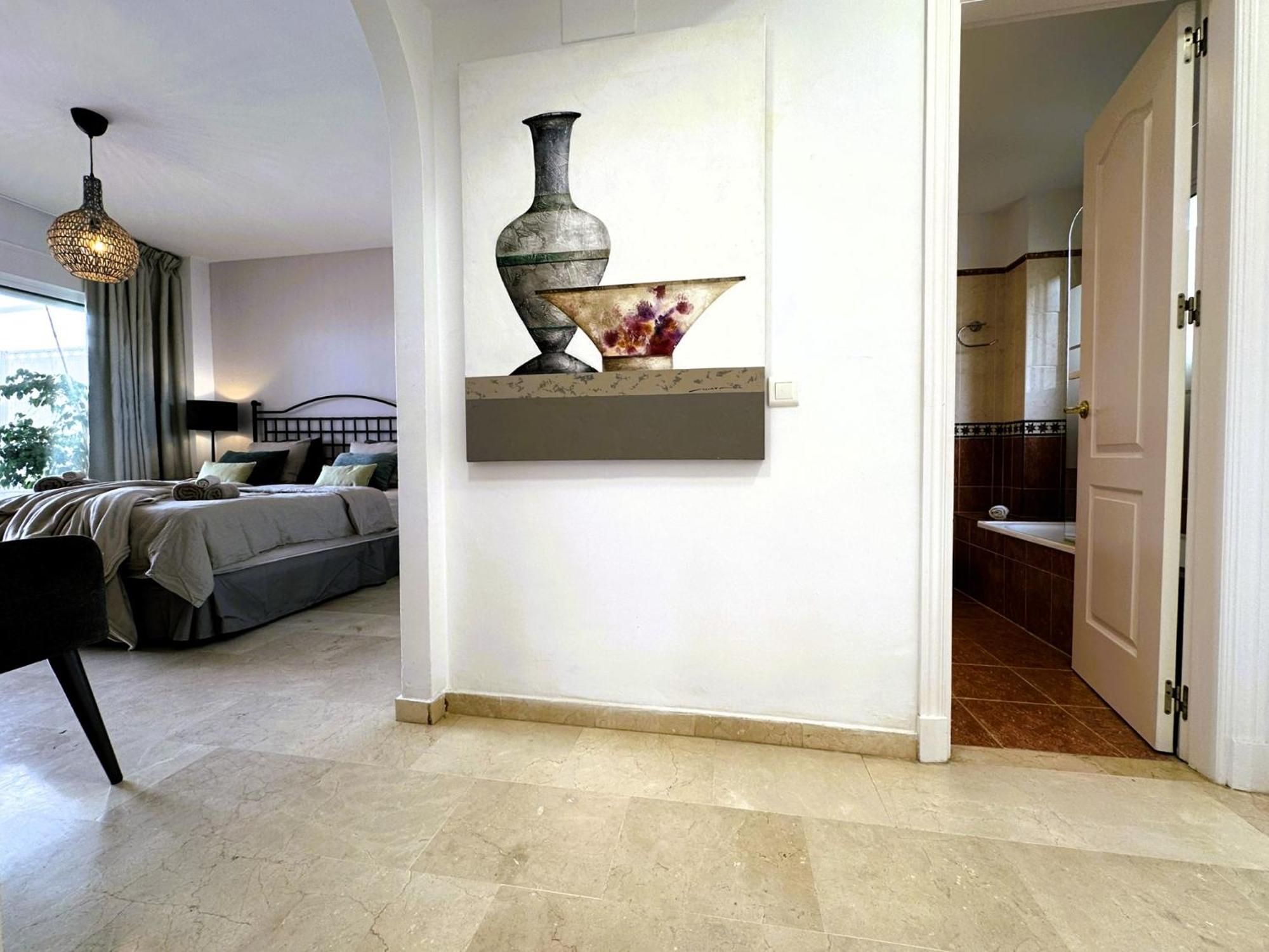 Apartments Bermuda Beach Estepona Bagian luar foto
